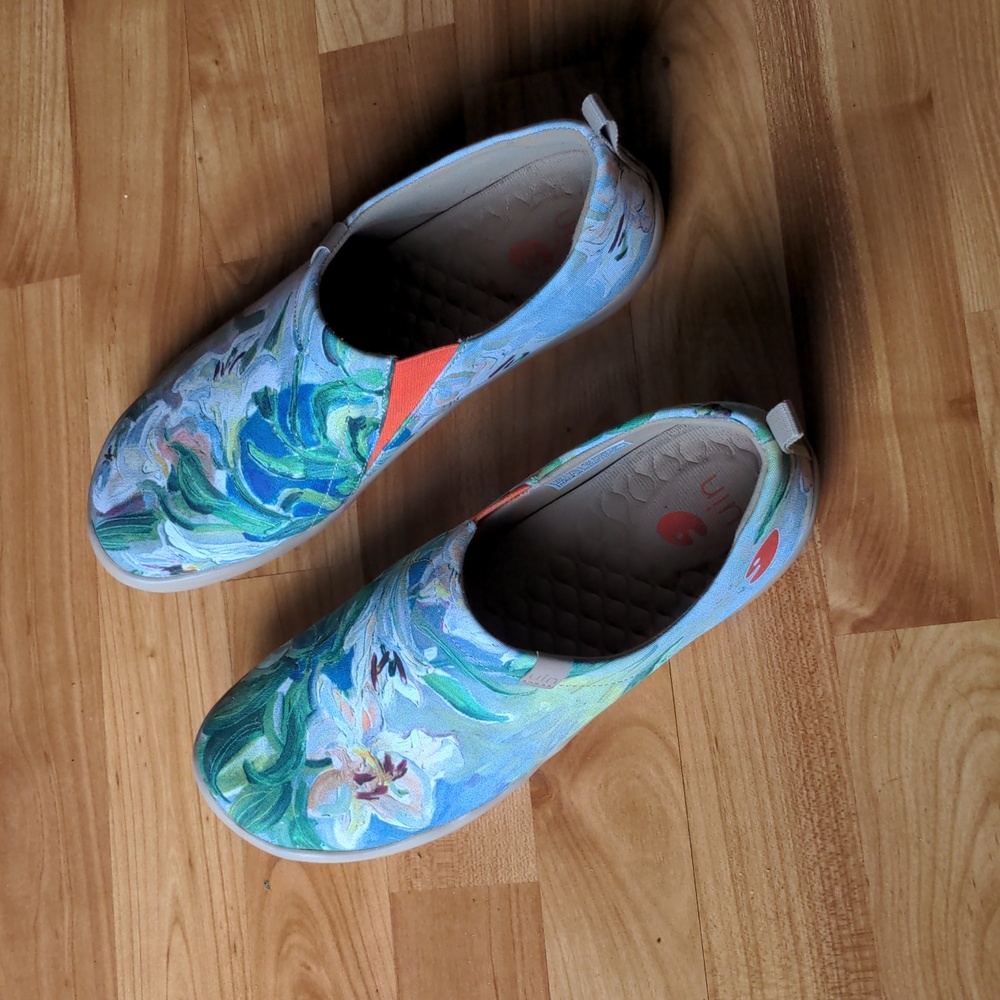 UIN Blue/Green & Beige Slip-On Shoes